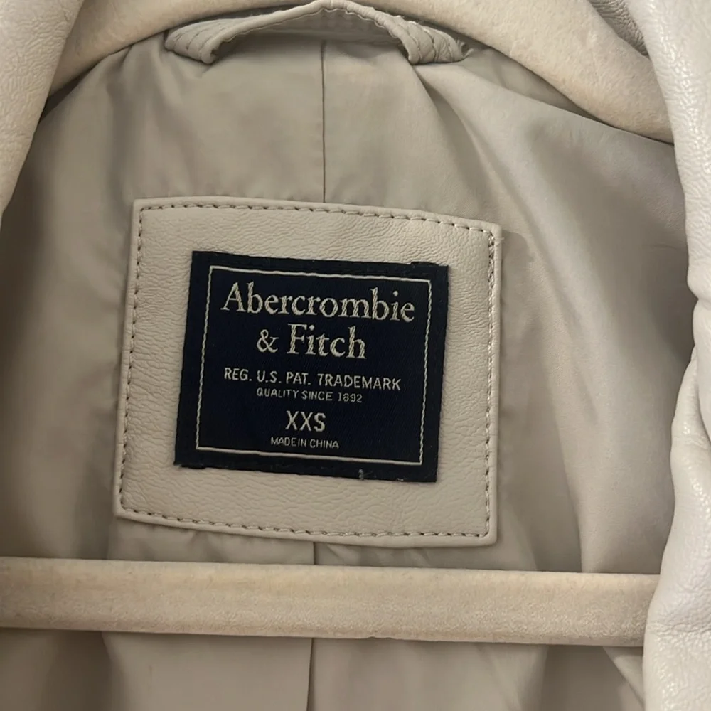Abercrombie & Fitch Cream Moto Jacket - Picture 9 of 10